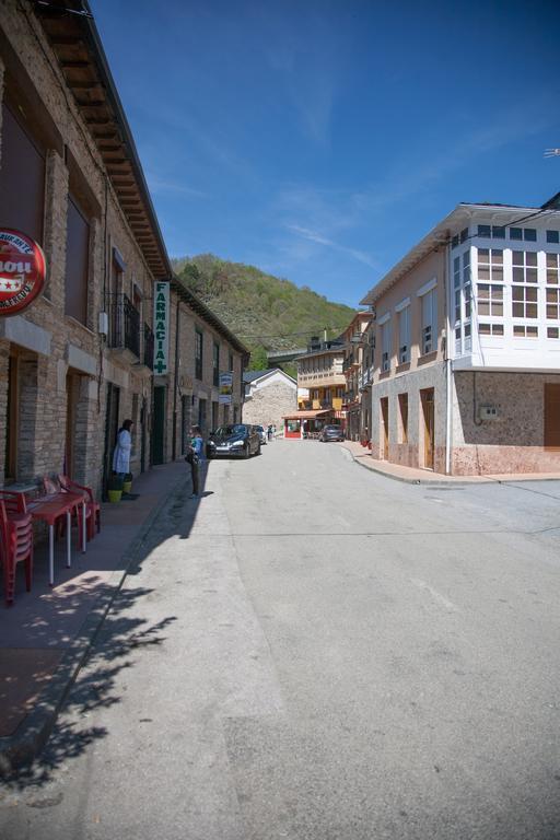 Casa Rural Pandelo Guest House Vega de Valcarce Exterior photo